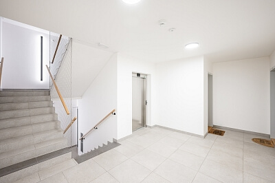 Holečkova, Smíchov - Praha 5 | Prodej, Byt 2+kk, 80 m²
