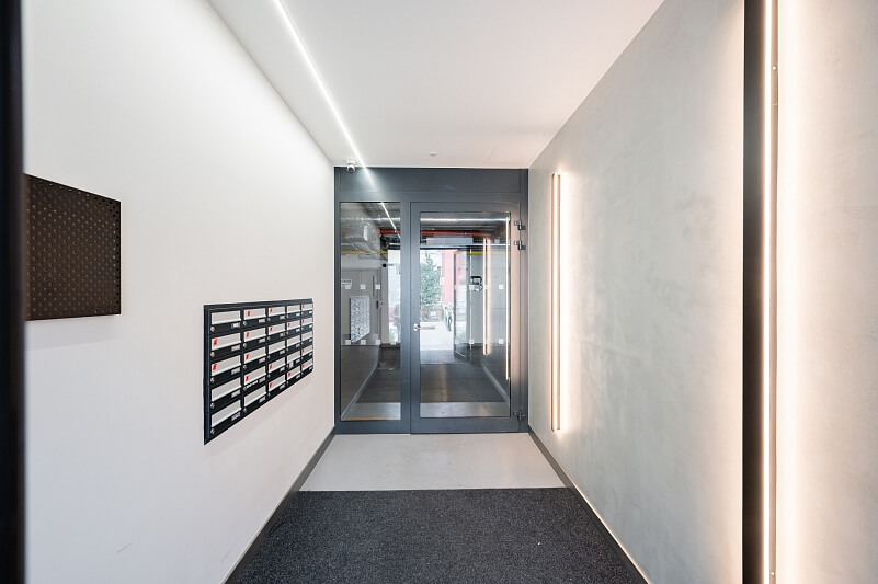 Holečkova, Smíchov - Praha 5 | Prodej, Byt 2+kk, 80 m²