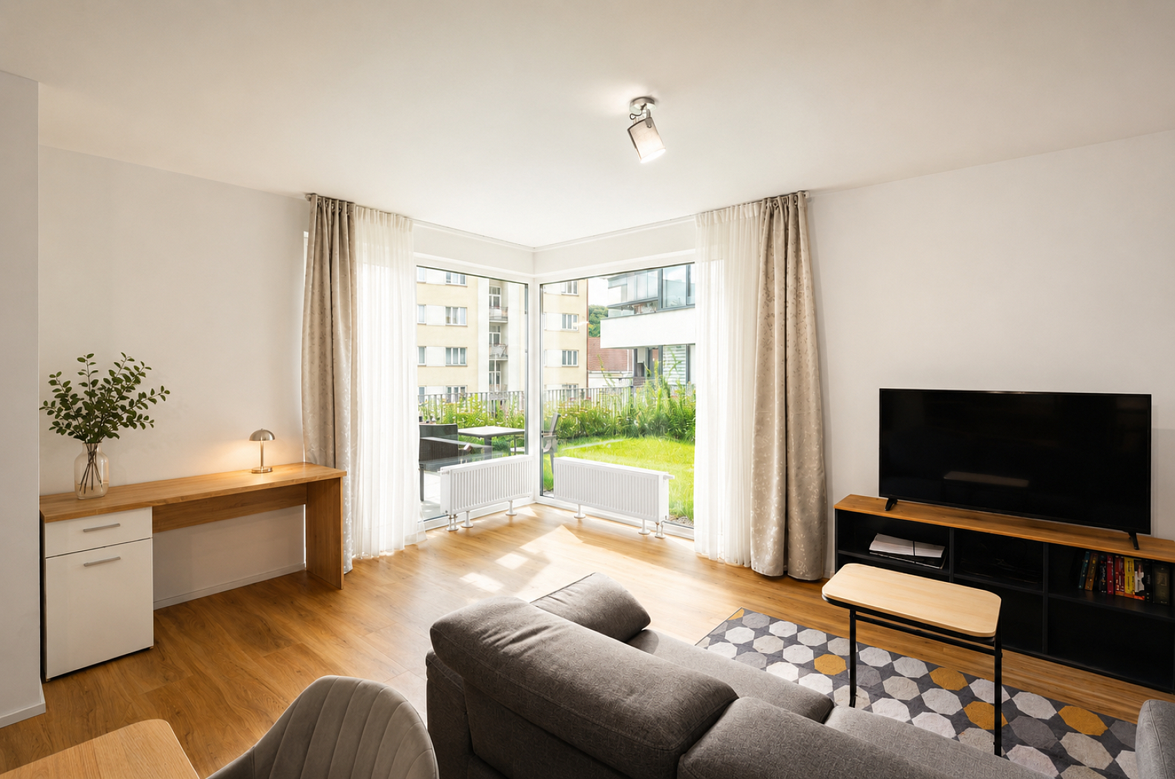 Holečkova, Smíchov - Praha 5 | Prodej, Byt 2+kk, 80 m²