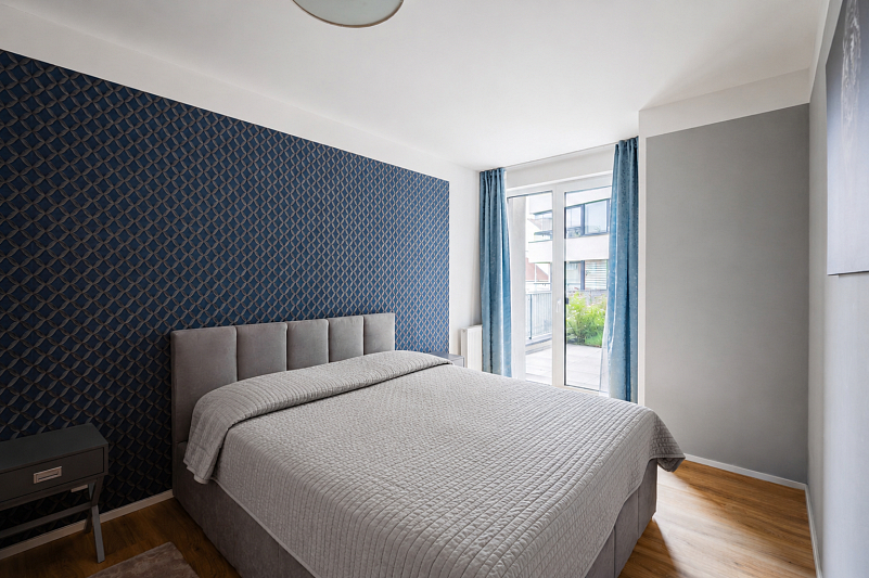 Holečkova, Smíchov - Prague 5 | Sale, Apartment One-bedroom (2+kk), 80 m²