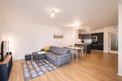 Holečkova, Smíchov - Prague 5 | Sale, Apartment One-bedroom (2+kk), 80 m²