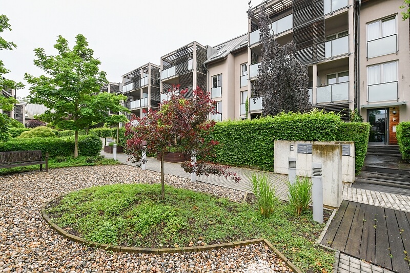 Mezilehlá, Hrdlořezy - Praha 9 | Pronájem, Byt 2+kk, 103 m²