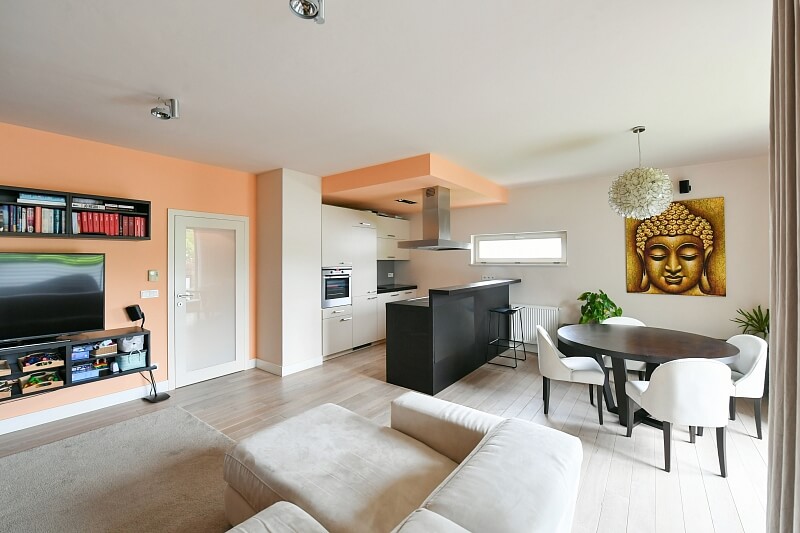 Mezilehlá, Hrdlořezy - Prague 9 | Rent, Apartment One-bedroom (2+kk), 103 m²