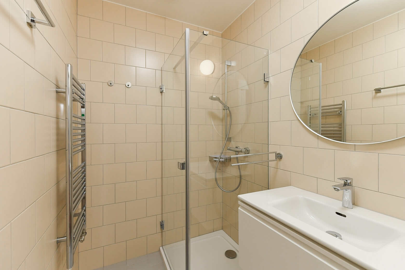 Janáčkovo nábřeží, Smíchov - Prague 5 | Rent, Apartment Two-bedroom (3+1), 100 m²