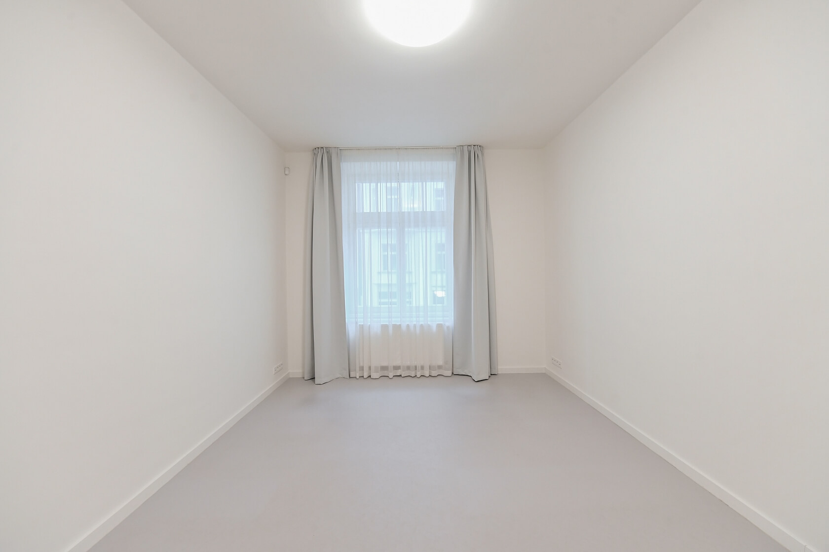 Janáčkovo nábřeží, Smíchov - Prague 5 | Rent, Apartment Two-bedroom (3+1), 100 m²