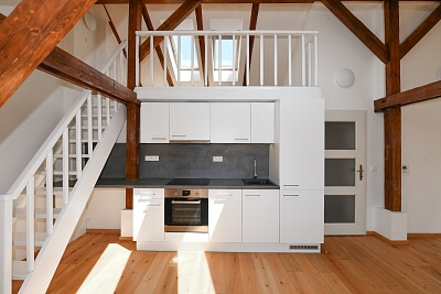 Na Zderaze, Nové Město - Praha 2 | Prodej, Byt 1+kk, 60 m²