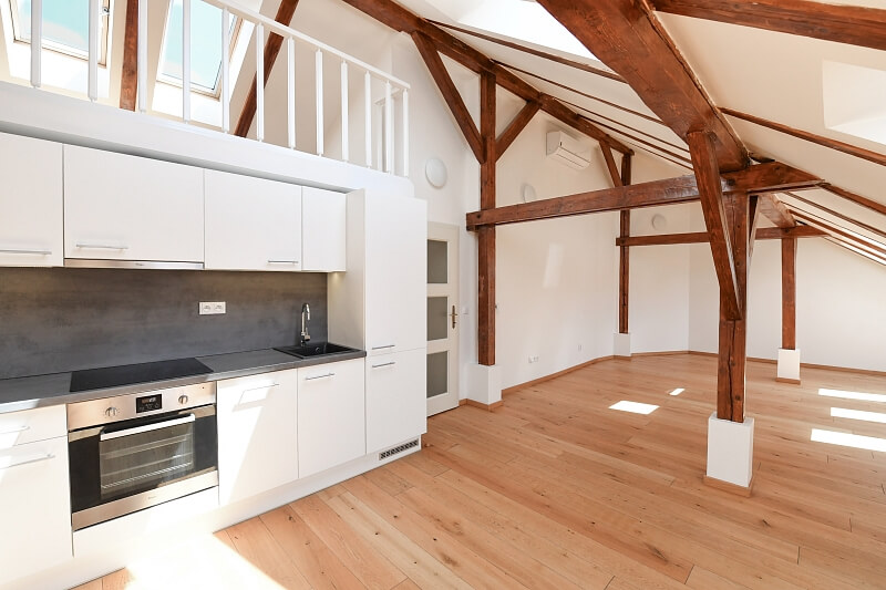 Na Zderaze, Nové Město - Prague 2 | Sale, Apartment Studio (1+kk), 60 m²