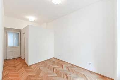 U Havlíčkových sadů, Vinohrady - Praha 2 | Pronájem, Byt 2+kk, 48 m²