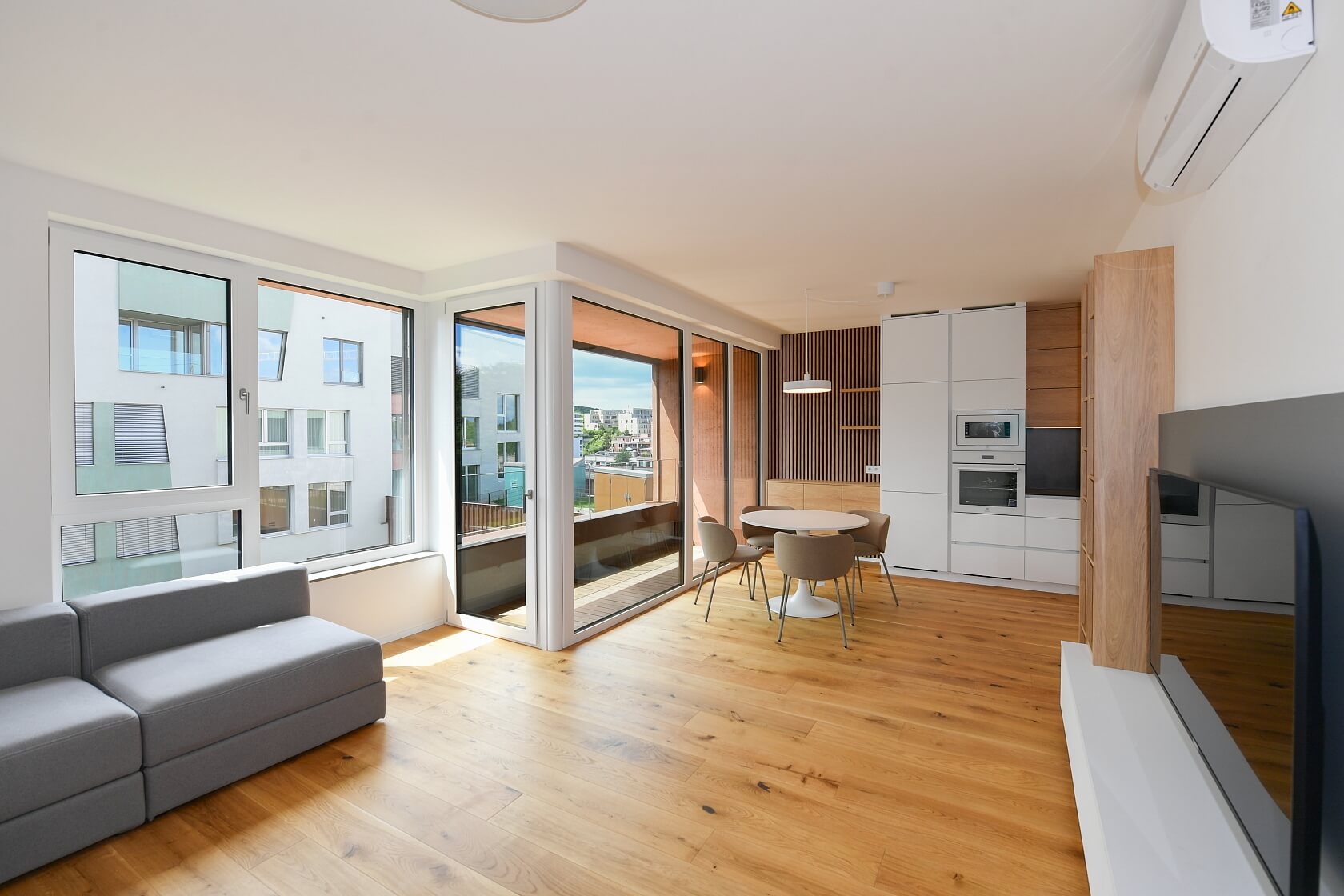 U Komína, Radlice - Prague 5 | Rent, Apartment One-bedroom (2+kk), 63 m²