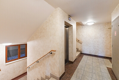 Slavníkova, Břevnov - Praha 6 | Pronájem, Byt 4+1, 294 m²