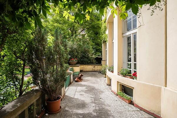 Nad Štolou, Holešovice - Prague 7 | Sale, Apartment Three-bedroom (4+1), 217 m²