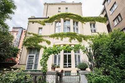 Nad Štolou, Holešovice - Prague 7 | Sale, Apartment Three-bedroom (4+1), 217 m²