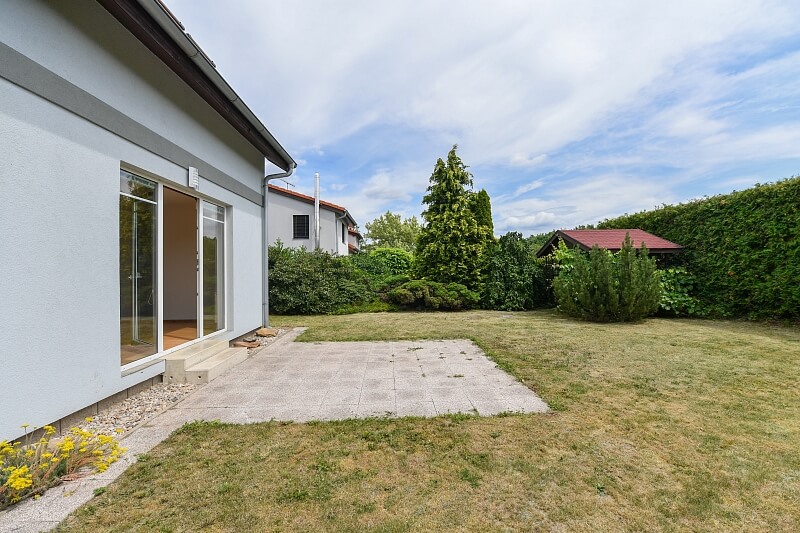 Kemrova, Satalice - Prague 9 | Rent, House Four-bedroom (5+kk), 147 m²