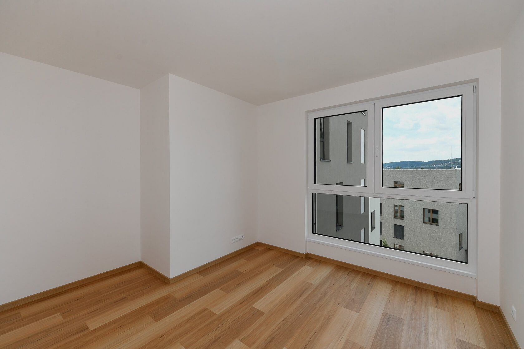 Kolmanova, Modřany - Praha 4 | Pronájem, Byt 3+kk, 93 m²