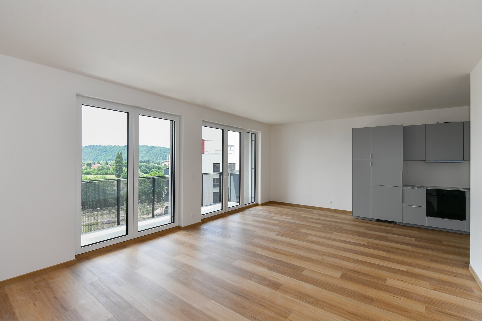 Kolmanova, Modřany - Praha 4 | Pronájem, Byt 3+kk, 93 m²