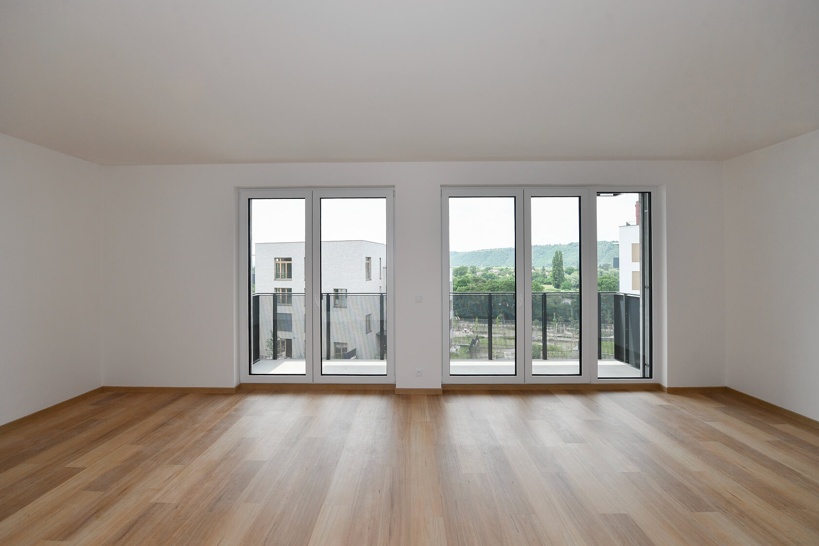 Kolmanova, Modřany - Praha 4 | Pronájem, Byt 3+kk, 93 m²