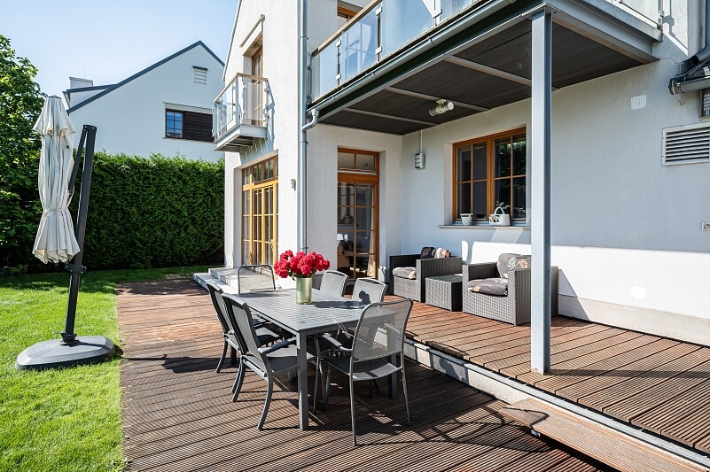 Chotěbuzská, Benice - Praha 10 | Prodej, Rodinný dům 5+kk, 248 m²
