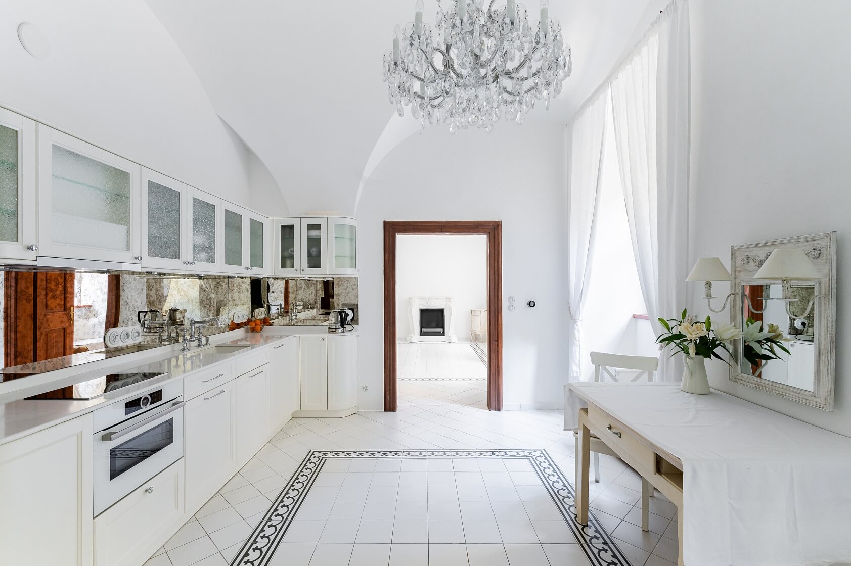 Valdštejnské náměstí, Malá Strana - Praha 1 | Pronájem, Byt 1+1, 60 m²