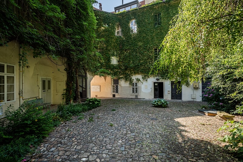Valdštejnské náměstí, Malá Strana - Praha 1 | Pronájem, Byt 1+1, 60 m²