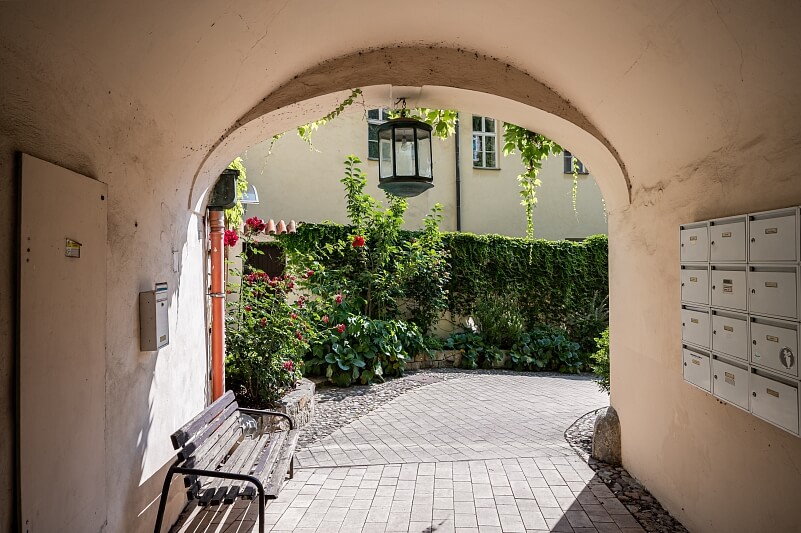 Valdštejnské náměstí, Malá Strana - Praha 1 | Pronájem, Byt 1+1, 60 m²
