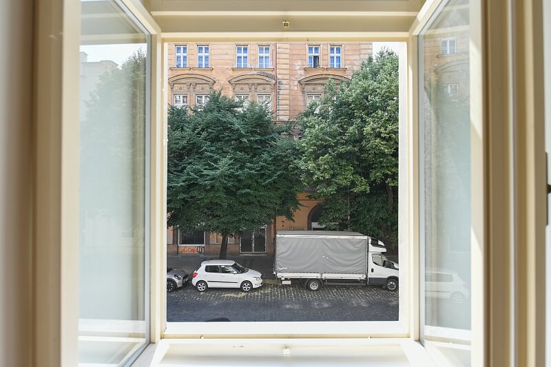 Vítkova, Karlín - Prague 8 | Rent, Apartment Studio (1+1), 45 m²
