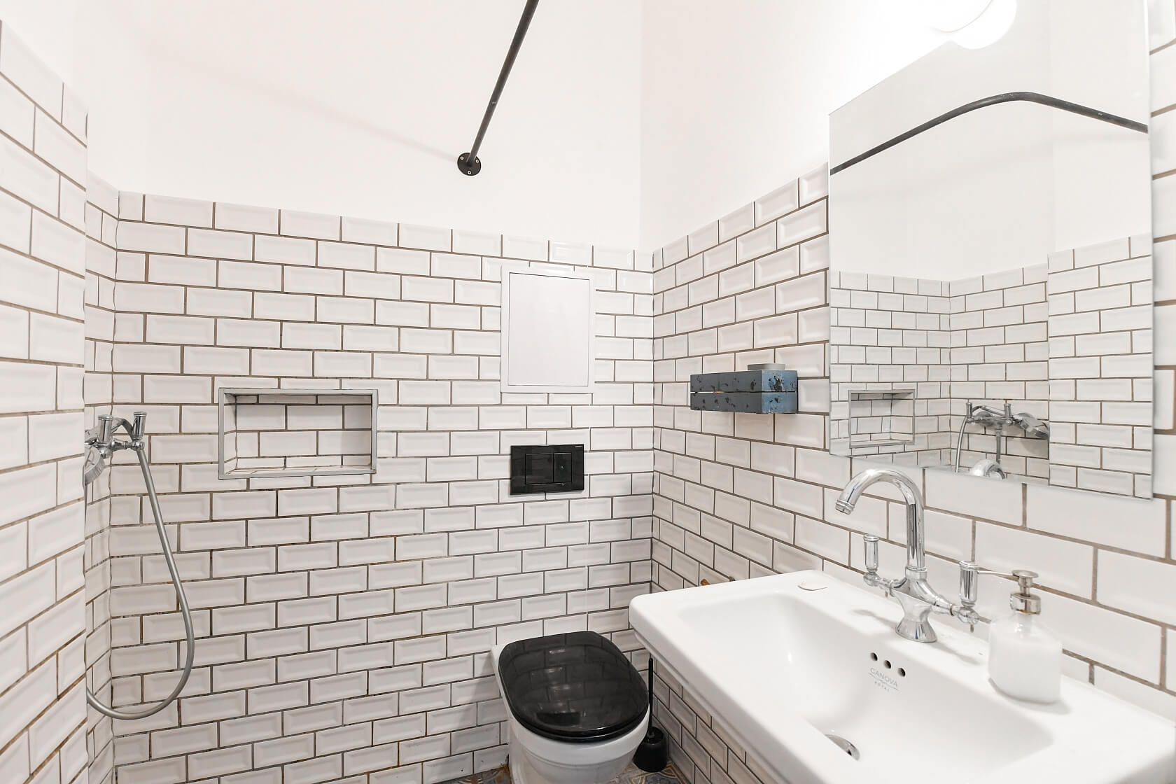 Vítkova, Karlín - Prague 8 | Rent, Apartment Studio (1+1), 45 m²