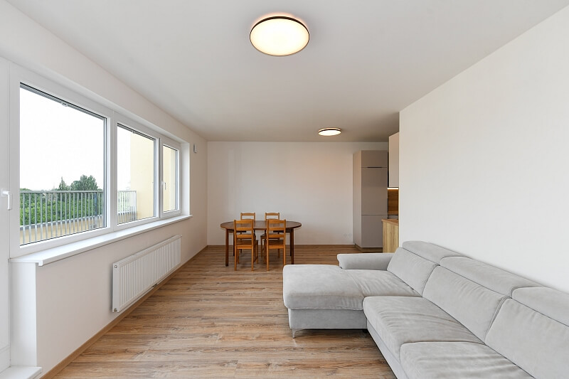 Sedlářova, Kbely - Praha 9 | Pronájem, Byt 2+kk, 70 m²