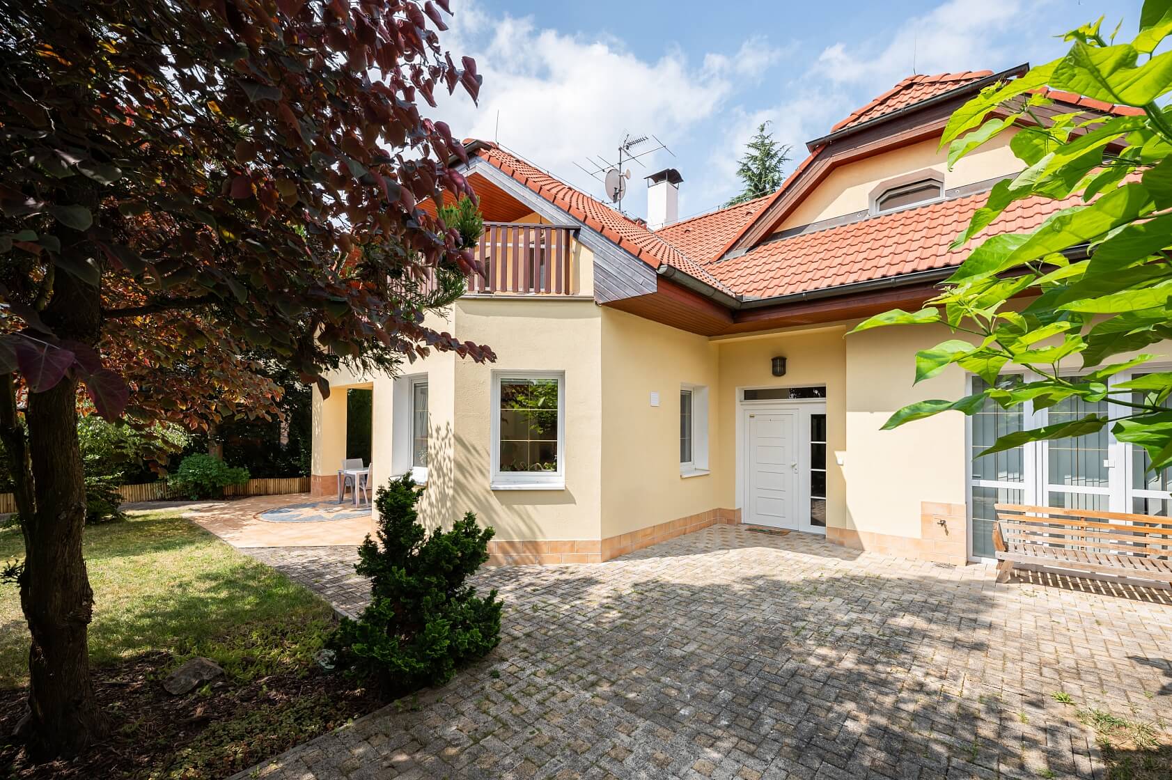 Přední, Zvole - Praha-západ | Prodej, Rodinný dům 6+kk, 268 m²