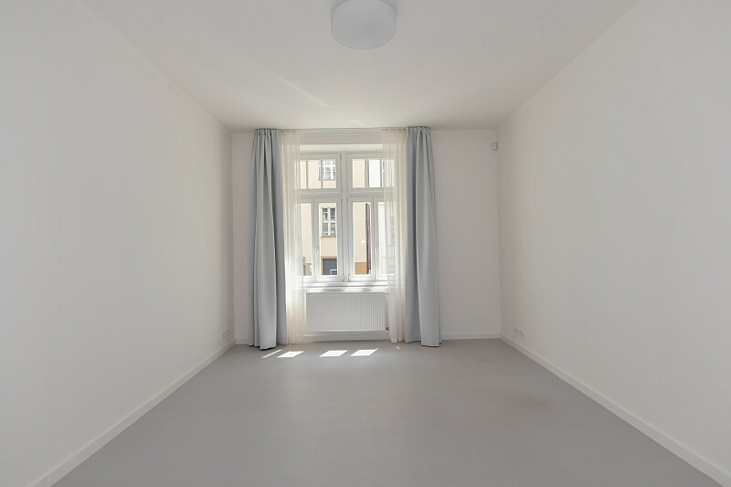 Janáčkovo nábřeží, Smíchov - Prague 5 | Rent, Apartment Two-bedroom (3+1), 100 m²