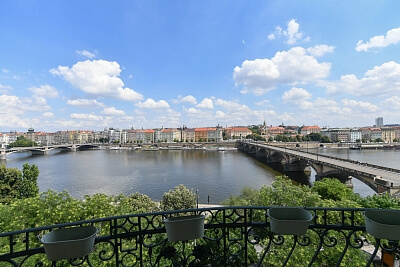 Janáčkovo nábřeží, Smíchov - Prague 5 | Rent, Apartment Studio (1+1), 70 m²