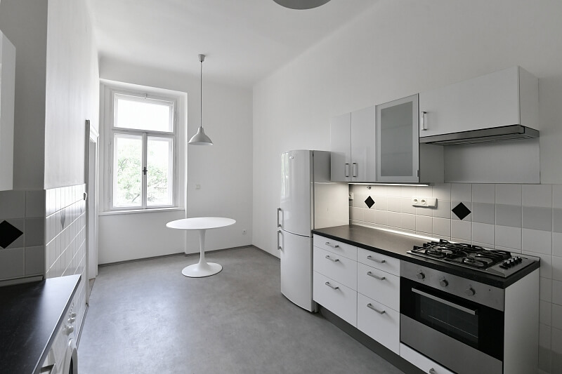 Janáčkovo nábřeží, Smíchov - Prague 5 | Rent, Apartment One-bedroom (2+1), 81 m²