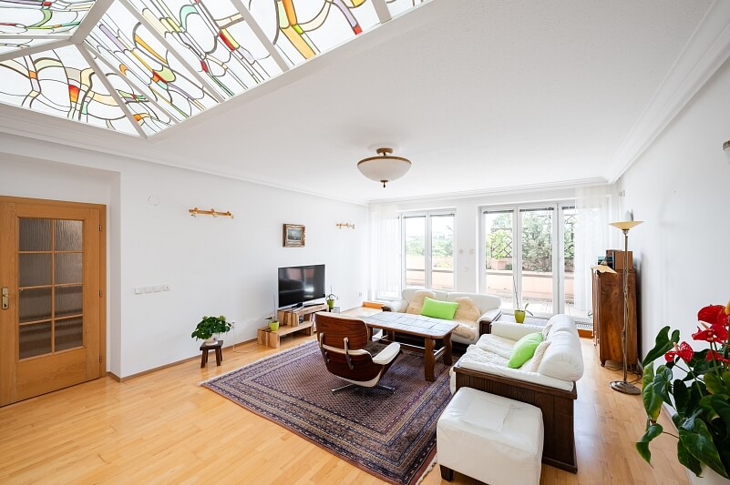 K Chaloupkám, Záběhlice - Praha 10 | Prodej, Byt 4+1, 226 m²