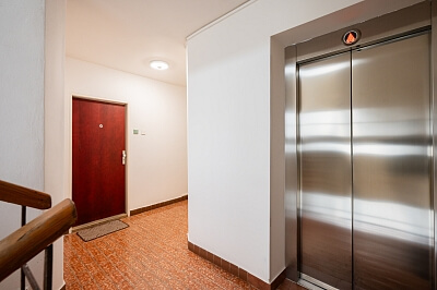 Tusarova, Holešovice - Praha 7 | Prodej, Byt 2+kk, 77 m²