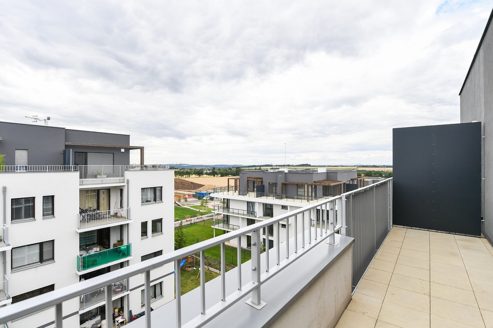K Beranovu, Dolní Chabry - Praha 8 | Pronájem, Byt 2+kk, 72 m²