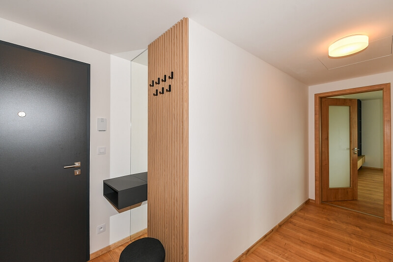 Střídavá, Vysočany - Prague 9 | Rent, Apartment One-bedroom (2+kk), 66 m²