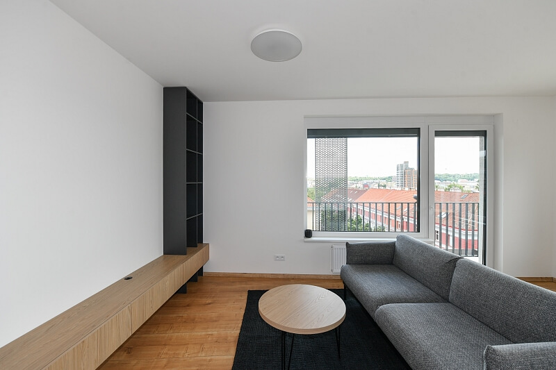 Střídavá, Vysočany - Prague 9 | Rent, Apartment One-bedroom (2+kk), 66 m²