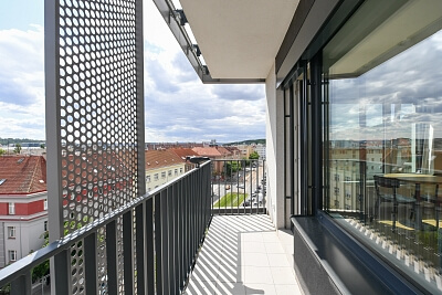 Střídavá, Vysočany - Praha 9 | Pronájem, Byt 2+kk, 66 m²