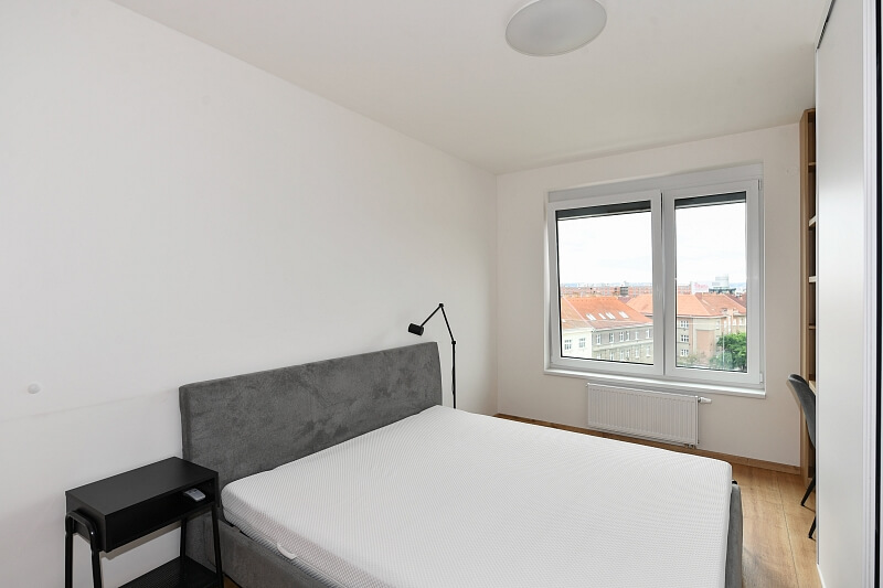 Střídavá, Vysočany - Prague 9 | Rent, Apartment One-bedroom (2+kk), 66 m²