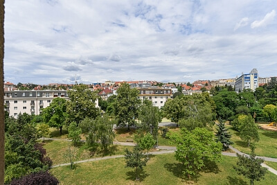 28. pluku, Vršovice - Prague 10 | Sale, Apartment Two-bedroom (3+1), 82 m²
