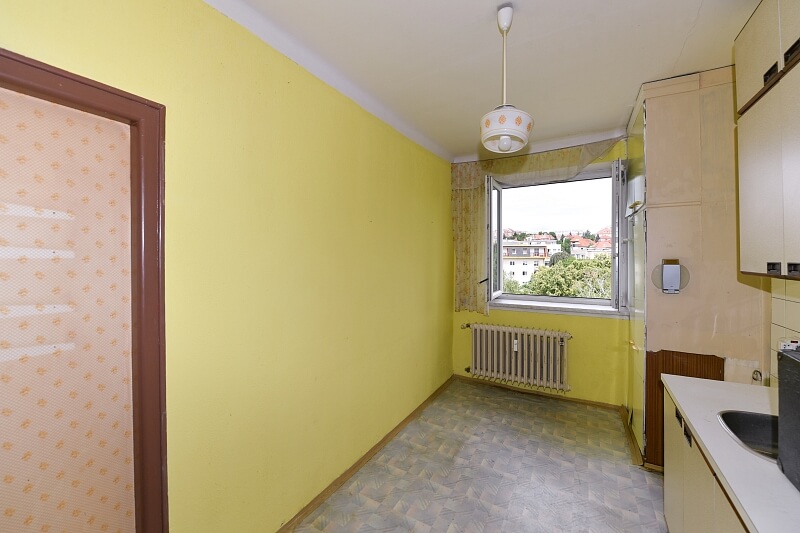 28. pluku, Vršovice - Praha 10 | Prodej, Byt 3+1, 82 m²