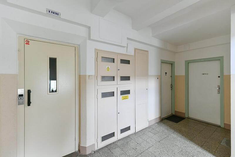 28. pluku, Vršovice - Praha 10 | Prodej, Byt 3+1, 82 m²