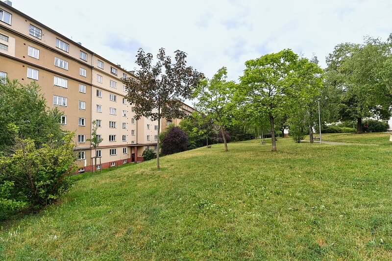 28. pluku, Vršovice - Prague 10 | Sale, Apartment Two-bedroom (3+1), 82 m²