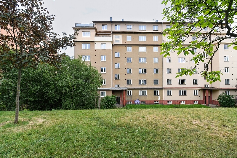 28. pluku, Vršovice - Prague 10 | Sale, Apartment Two-bedroom (3+1), 82 m²