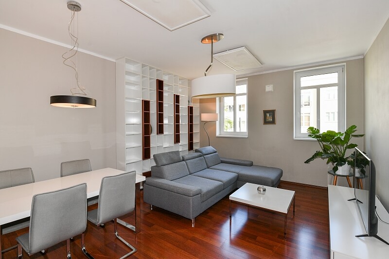 Heleny Malířové, Břevnov - Prague 6 | Sale, Apartment One-bedroom (2+kk), 72 m²