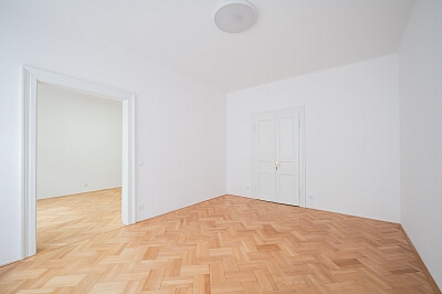 Varšavská, Vinohrady - Prague 2 | Rent, Apartment Two-bedroom (3+1), 88 m²