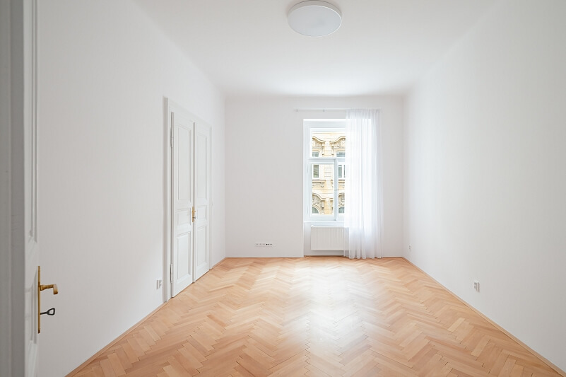 Varšavská, Vinohrady - Prague 2 | Rent, Apartment Two-bedroom (3+1), 88 m²