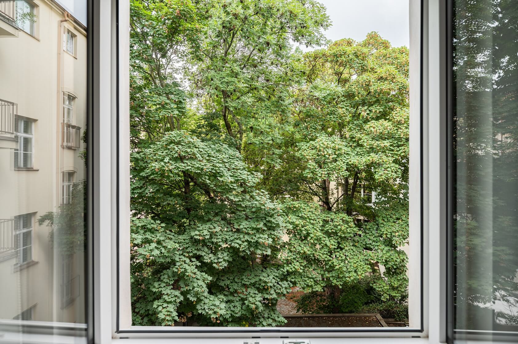 Varšavská, Vinohrady - Prague 2 | Rent, Apartment Two-bedroom (3+1), 88 m²