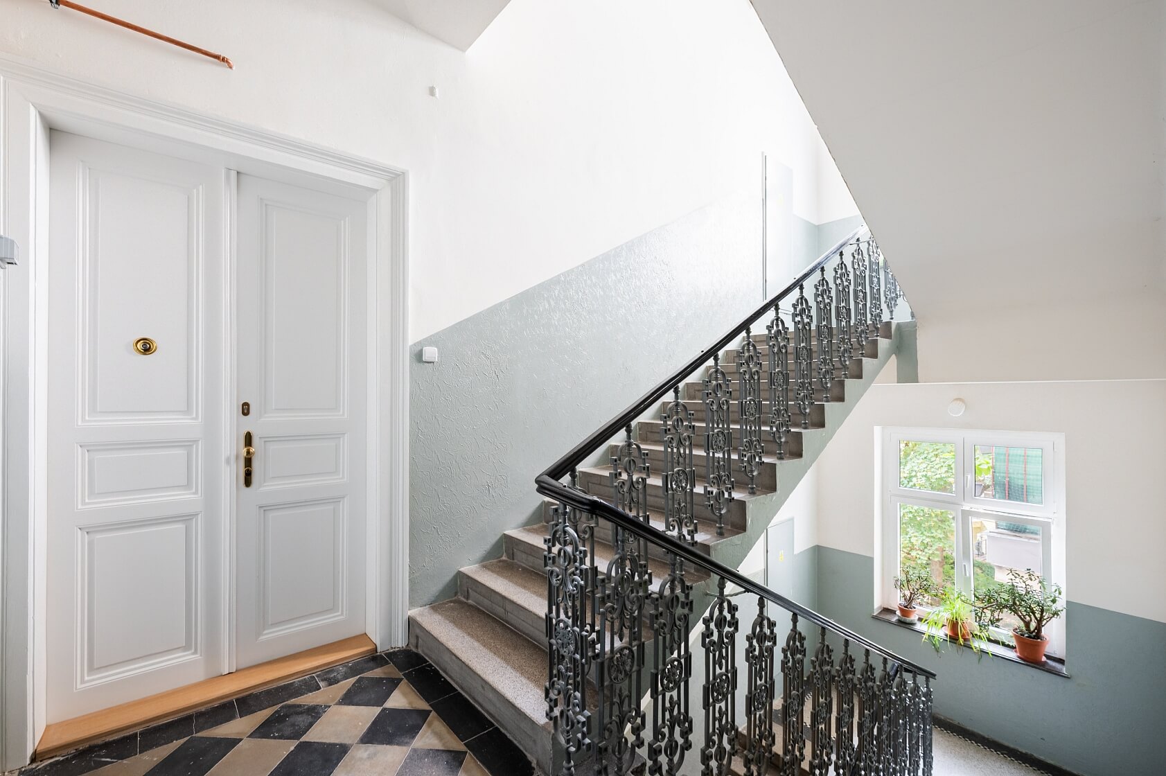 Varšavská, Vinohrady - Prague 2 | Rent, Apartment Two-bedroom (3+1), 88 m²