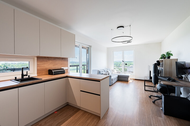 Výstavní, Háje - Praha 4 | Pronájem, Byt 2+kk, 72 m²