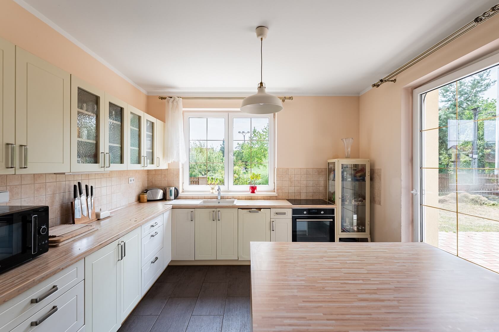 U Lesíka, Nová Ves - Praha-východ | Prodej, Rodinný dům 5+kk, 236 m²
